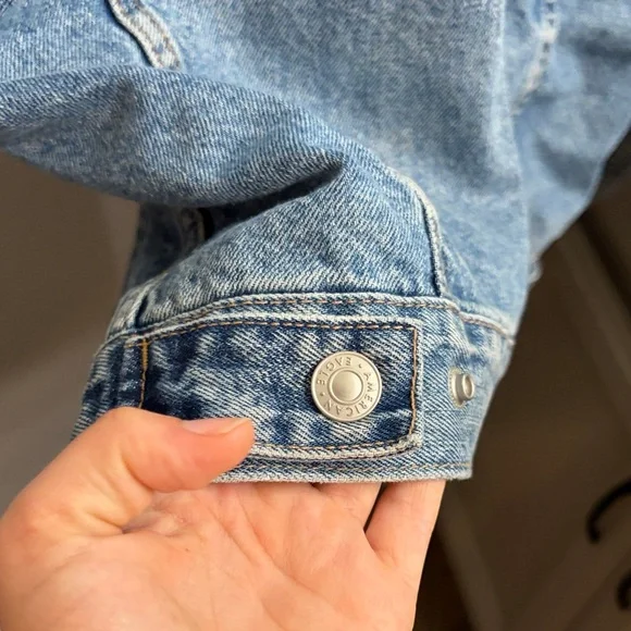 American Eagle Denim Jacket with Floral Lining - Blue - Picture 7 of 7